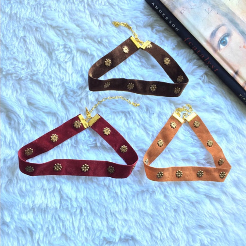 NEW✨Handmade Floral Sueded Chokers CCO